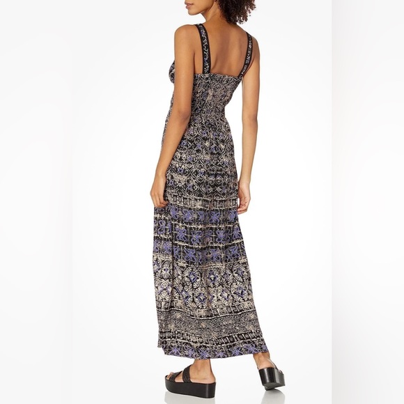 ANGIE Maxi V Neck Boho Dress - Picture 4 of 7